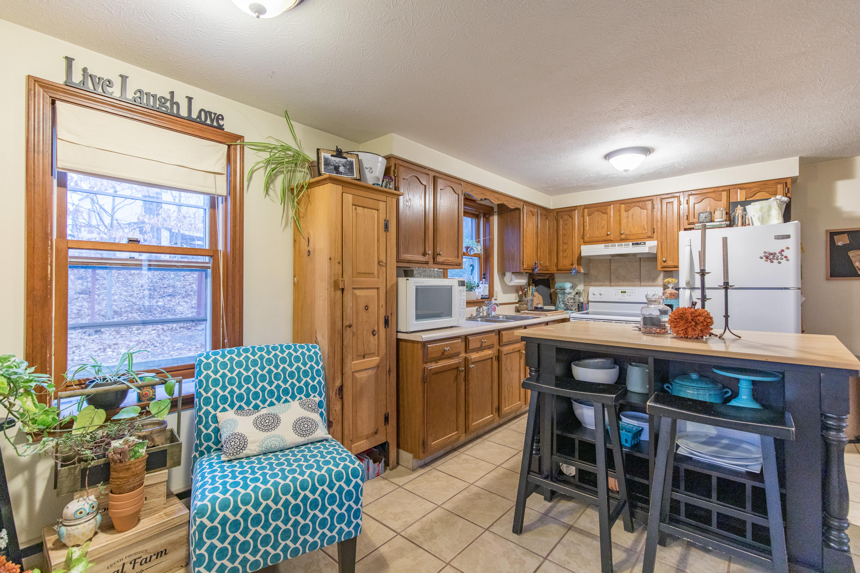158 Twombley Road Sanford, ME 04073 - Photo 9 of 49 158 A Twombley Kitchen