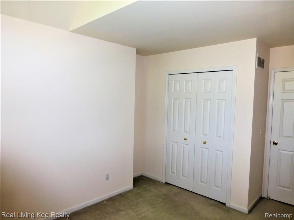 3579 Joshua Drive Rochester Hills, MI 48307 - Photo 30 of 38