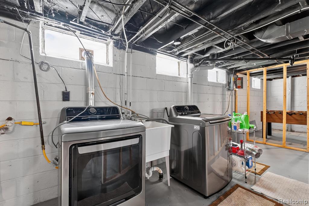 1215 Goddard Road Wyandotte, MI 48192 - Photo 44 of 49