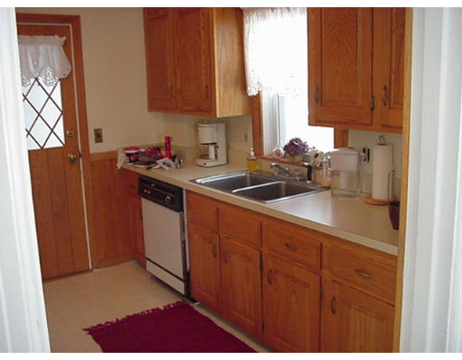 3 Parkland Road Needham, MA 02494 - Photo 9 of 9 Gallery Image 9