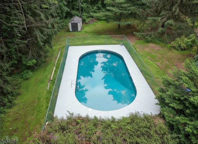 137 Beekman Road Summit, NJ 07901 - Photo 34 of 44