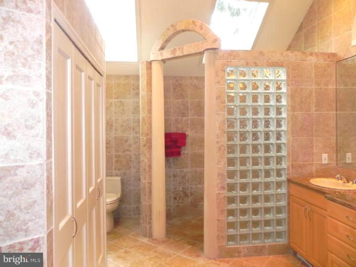 1121 Brynlawn Road Villanova, PA 19085 - Photo 20 of 25 Bedroom - Main