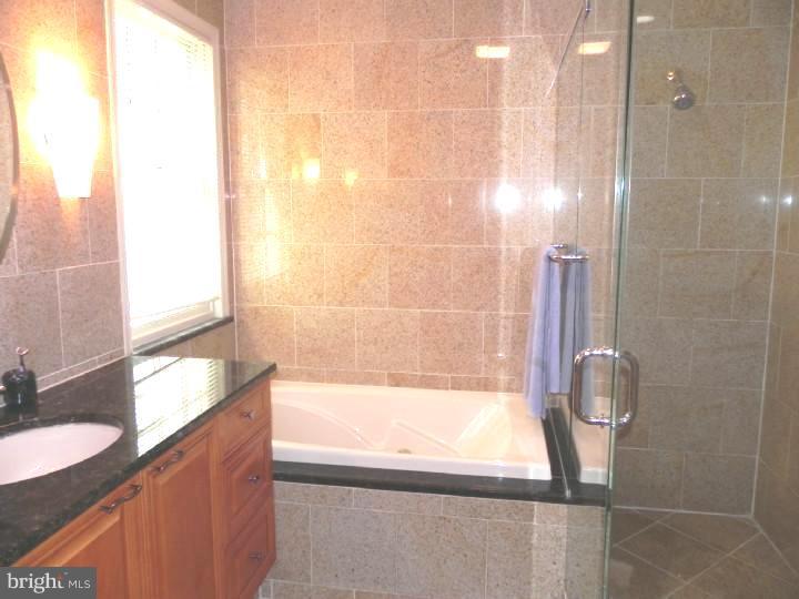 1121 Brynlawn Road Villanova, PA 19085 - Photo 25 of 25 Bathroom