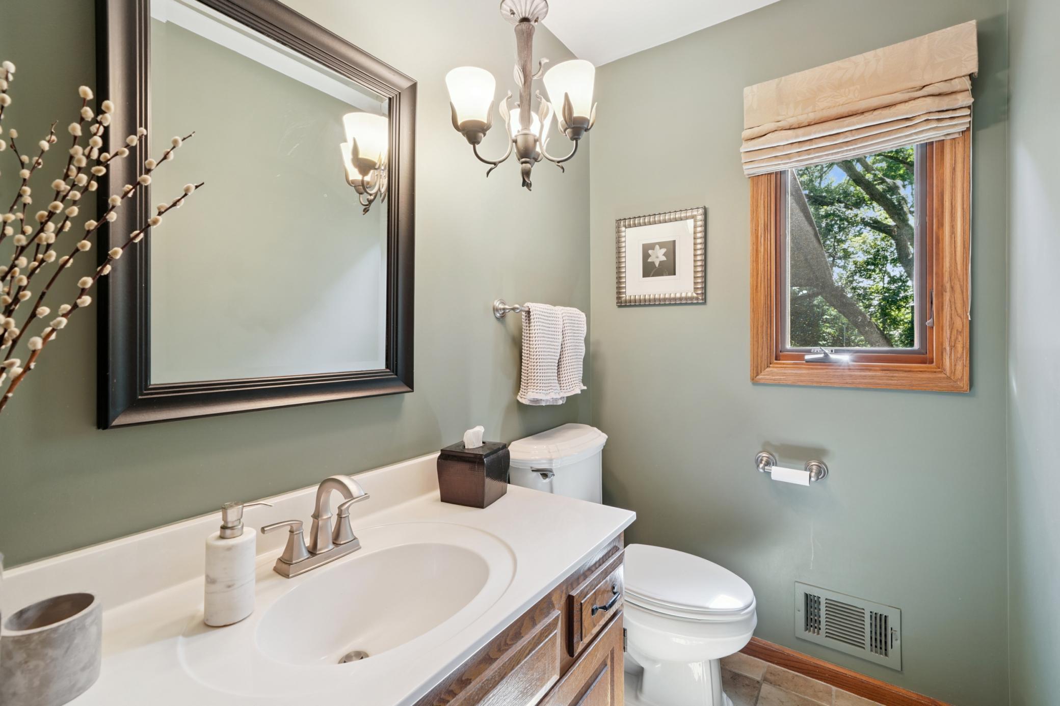 13175 Cardinal Creek Road Eden Prairie, MN 55346 - Photo 14 of 30 Gallery Image 14