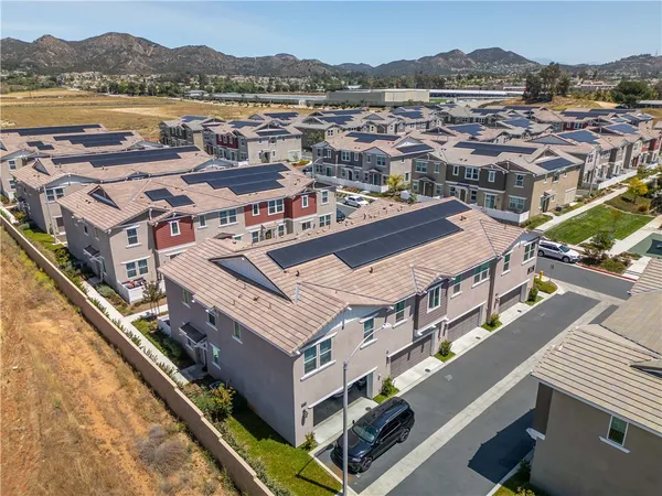 $435,000 | 36351 Elizabeth Lane, Unit 5106, Wildomar, CA 92595