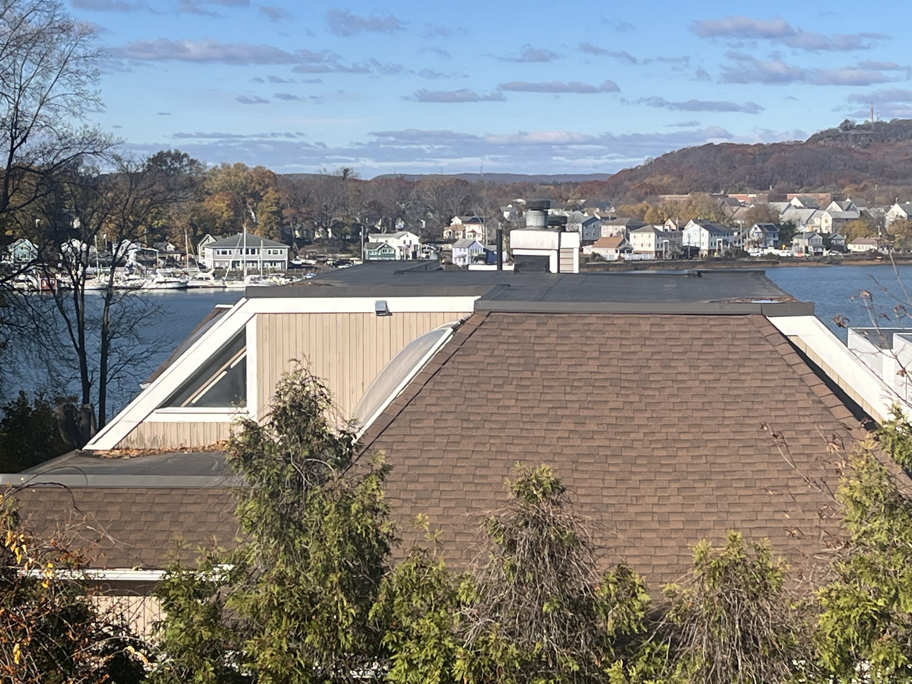896 Quinnipiac Avenue, Unit 3 New Haven, CT 06513 - Photo 25 of 38 a view of swimming pool with a balcony