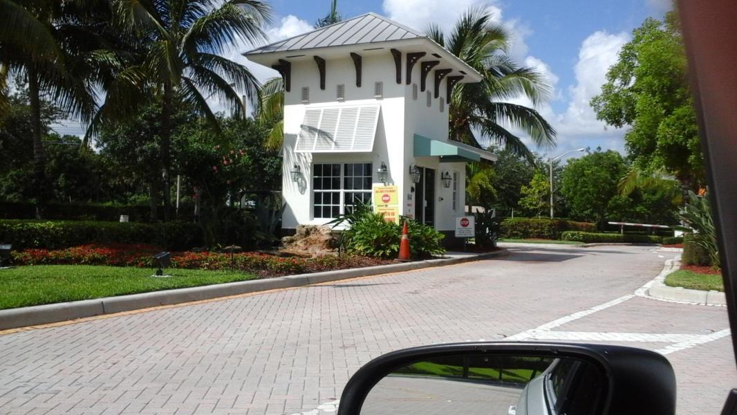 406 Mulberry Grove Road Royal Palm Beach, FL 33411 - Photo 29 of 39 20150524153102012235000000-o