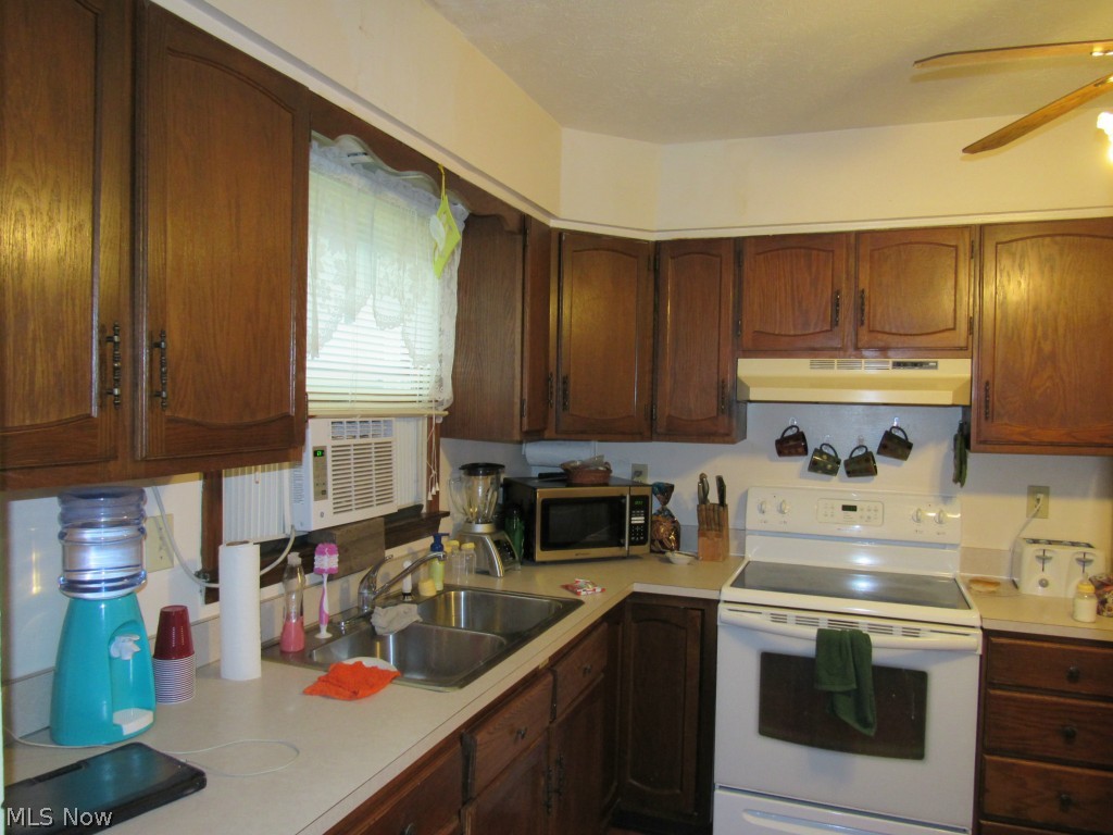 5507 Ridge Road Cortland, OH 44410 - Photo 6 of 17 Gallery Image 6