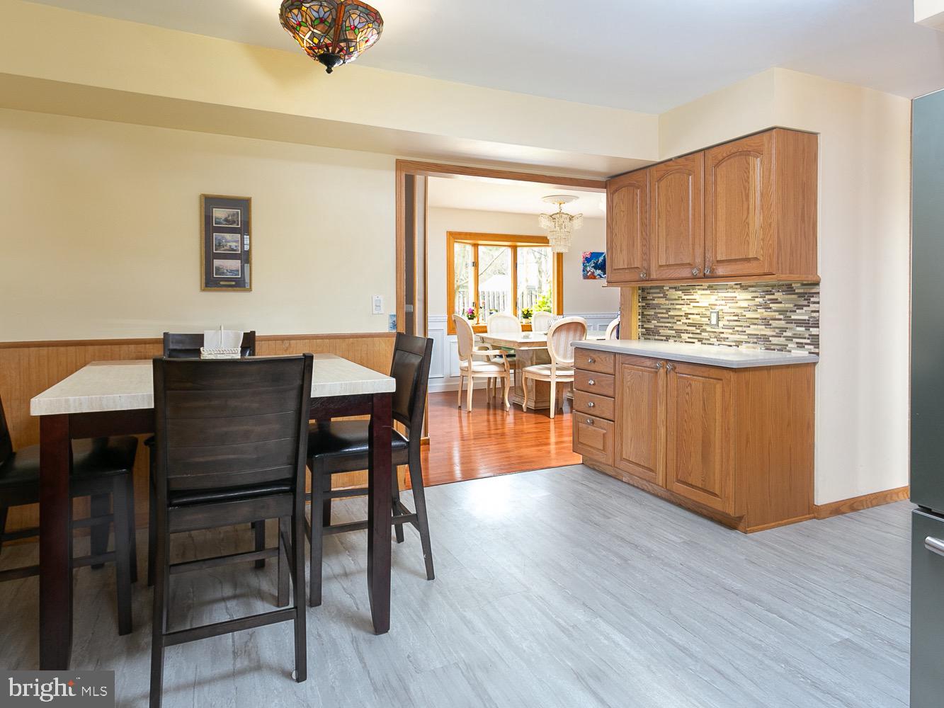 19 Wolfpack Road Hamilton, NJ 08619 - Photo 8 of 24