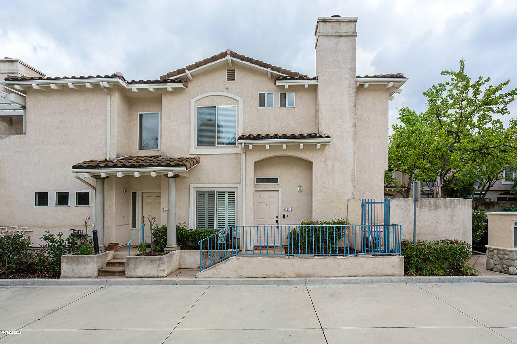 4251 Rusticview Court Moorpark, CA 93021 - Photo 2 of 27 front view of a house with a yard