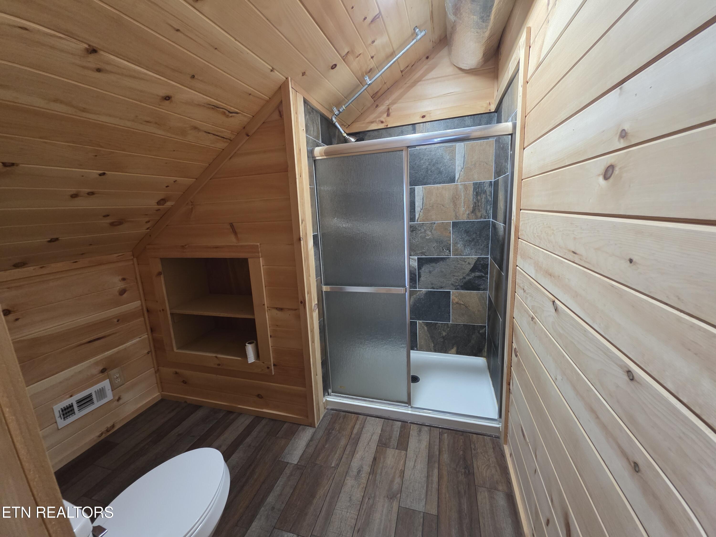 2560 Goose Gap Road Sevierville, TN 37876 - Photo 5 of 27 Bath # 1-1