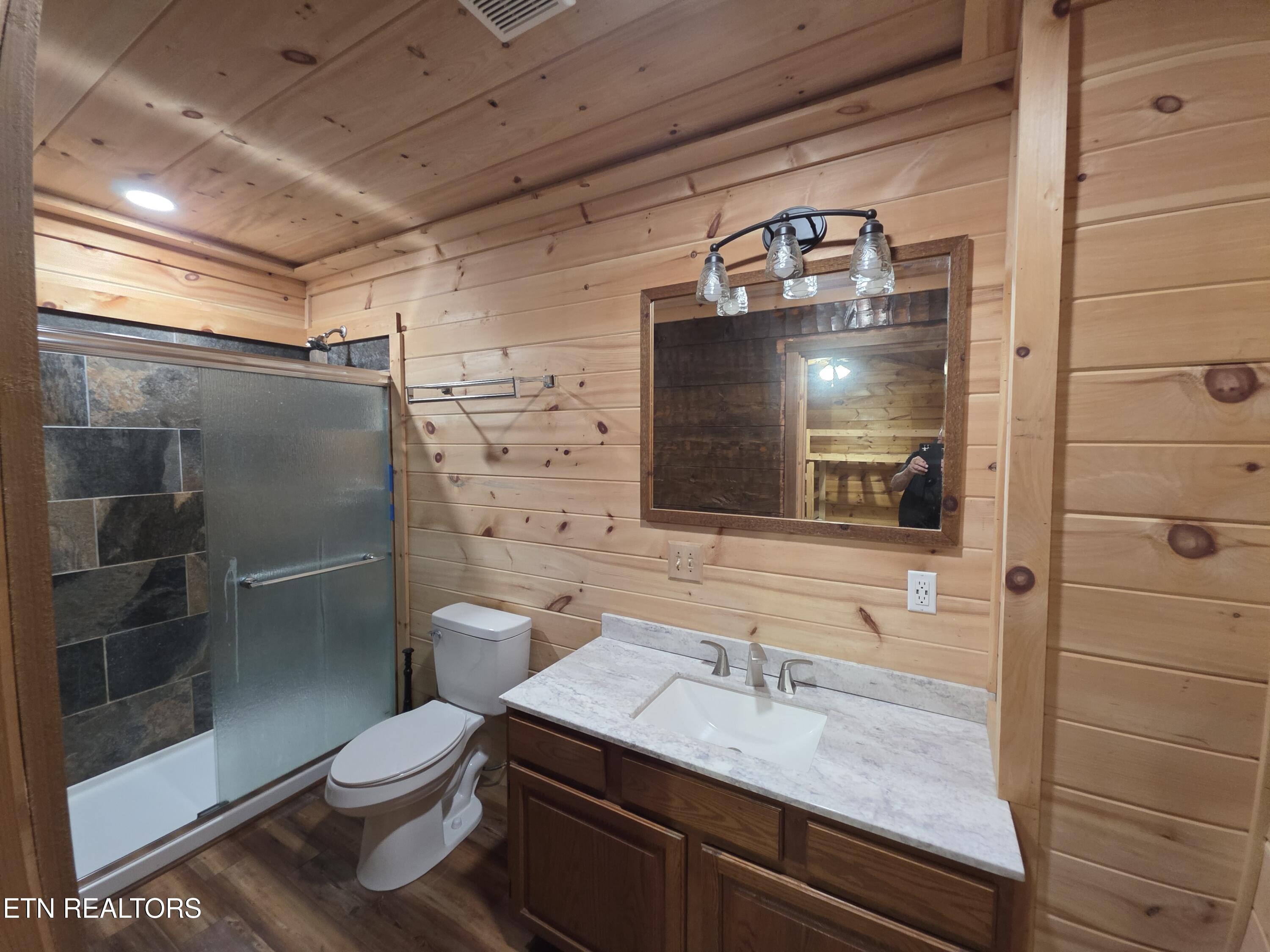 2560 Goose Gap Road Sevierville, TN 37876 - Photo 7 of 27 Bath # 2