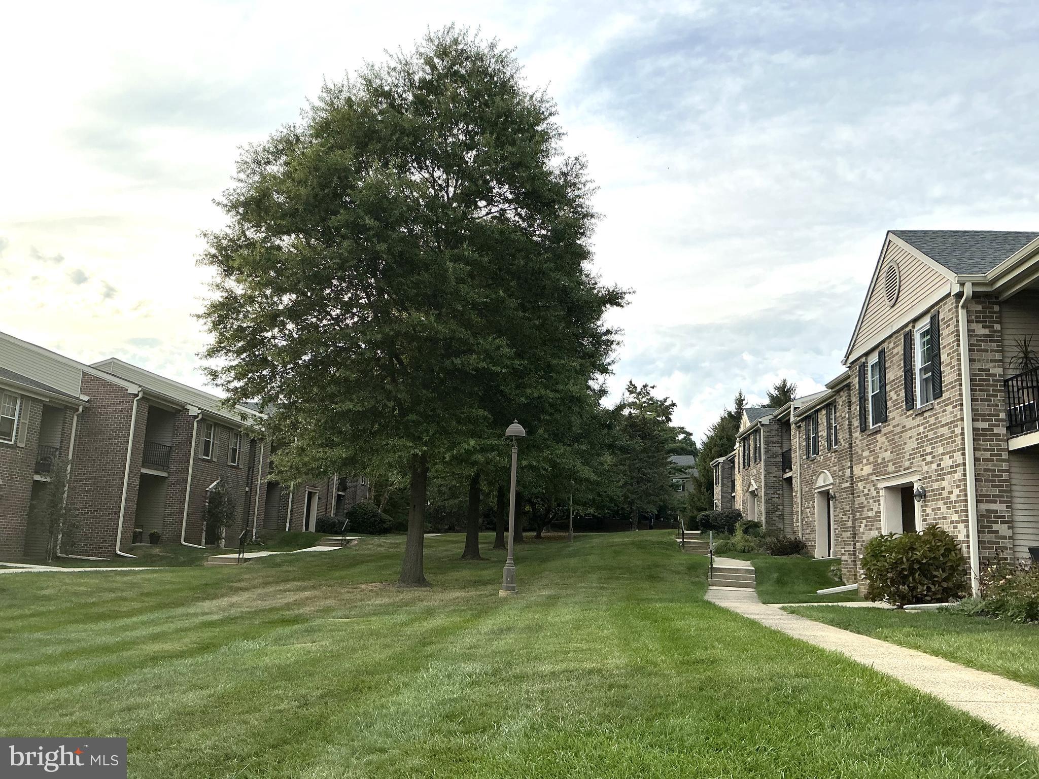 61 Ramsgate Court Blue Bell, PA 19422 - Photo 3 of 8