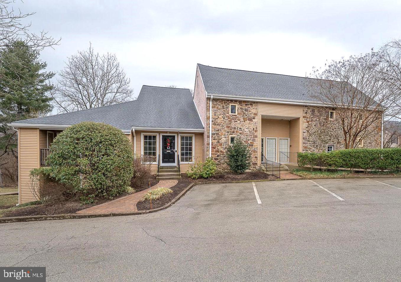 61 Ramsgate Court Blue Bell, PA 19422 - Photo 5 of 8