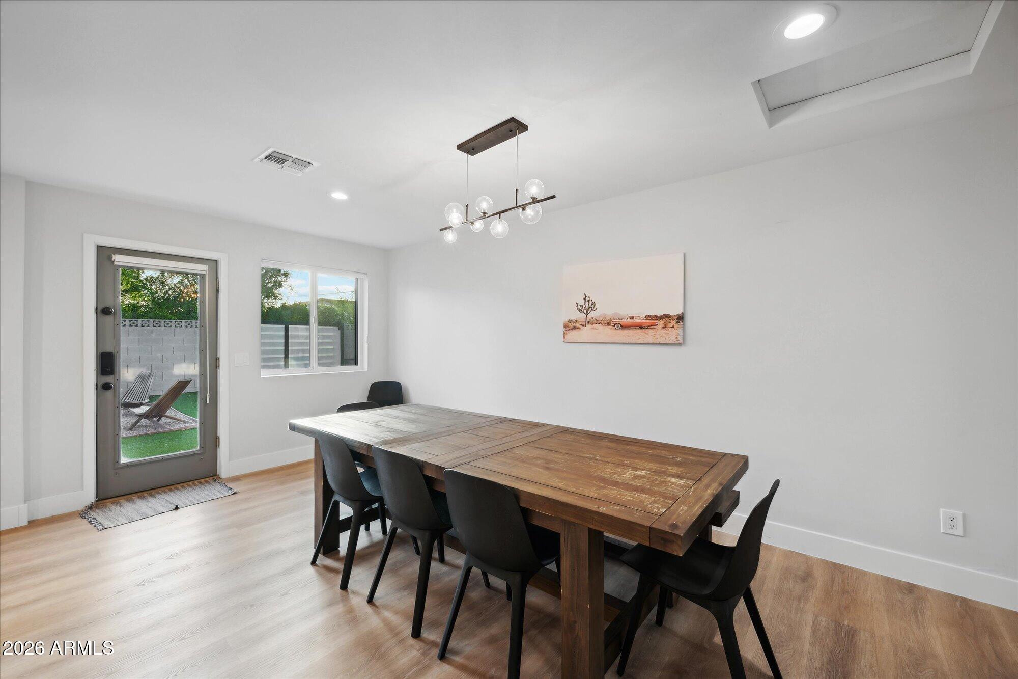 3802 East Piccadilly Road Phoenix, AZ 85018 - Photo 17 of 34