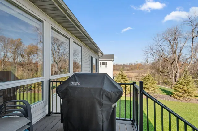 $799,900 | 4956 Minnesota Street Southeast, Prior Lake, MN 55372