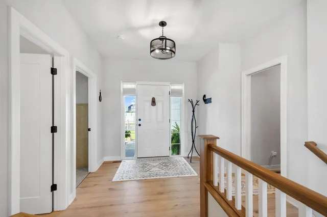 $799,900 | 4956 Minnesota Street Southeast, Prior Lake, MN 55372