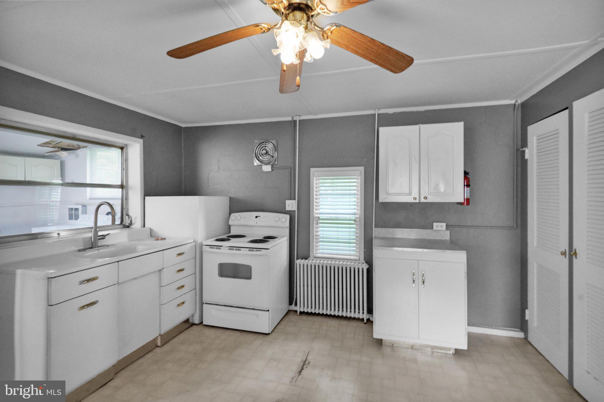 109 Gibraltar Road Reading, PA 19606 - Photo 12 of 16 360_8260
