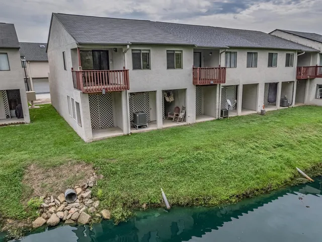 $200,000 | 1337 Airport Drive, Unit G5, Tallahassee, FL 32304