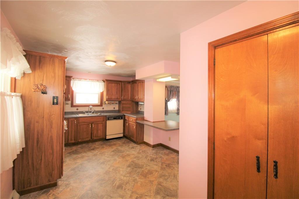 420 West Main Street Rural Valley, PA 16249 - Photo 9 of 20