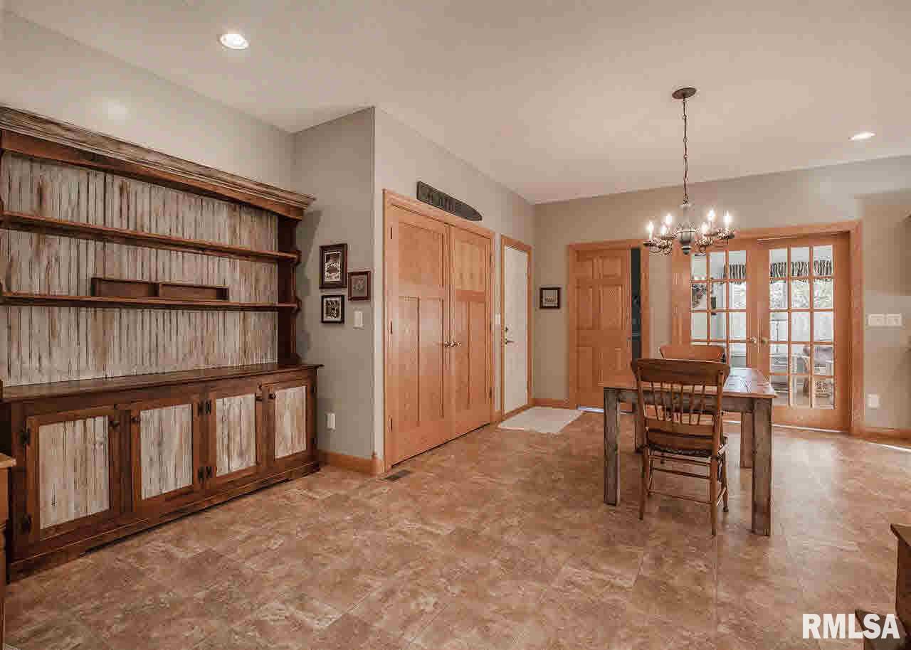1703 Turkey Ridge Court Port Byron, IL 61275 - Photo 6 of 24 Gallery Image 6