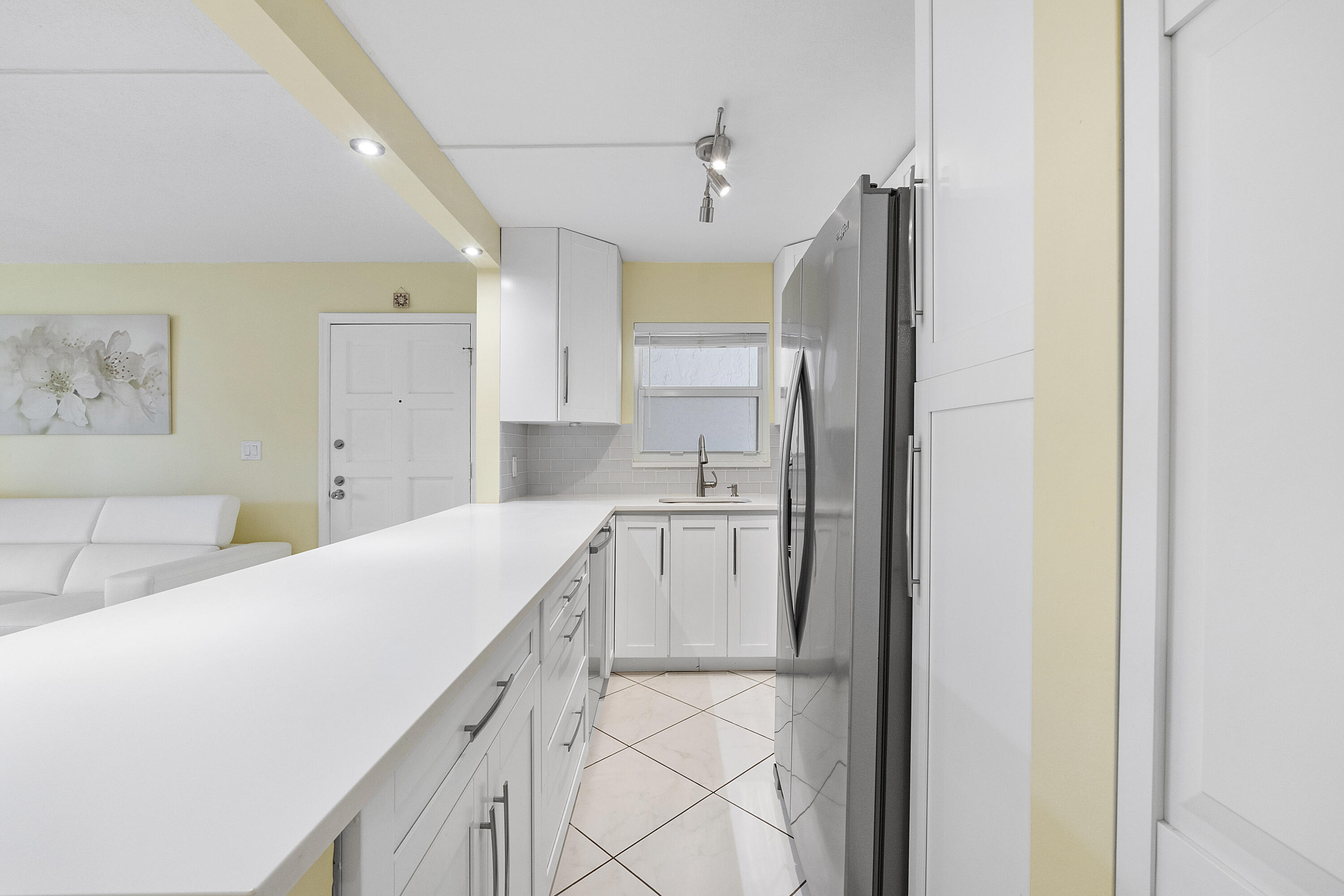 1100 Northwest 13th Street, Unit 192D Boca Raton, FL 33486 - Photo 9 of 42 Kitchen