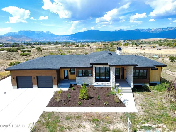 $2,495,000 | 1122 5700 East, Unit EAST, Heber City, UT 84032