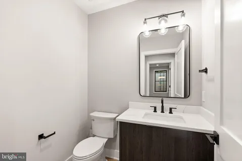 $3,549,950 | 6329 Halsey Road, McLean, VA 22101