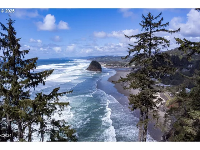 $495,000 | 3102 South Beach Road, Neskowin, OR 97149
