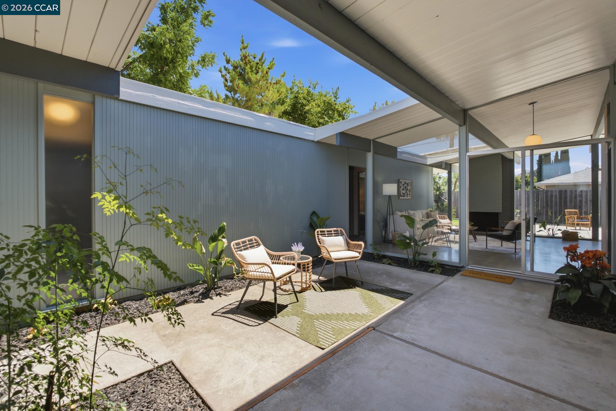 3998 Salem Street Concord, CA 94521 - Photo 5 of 44