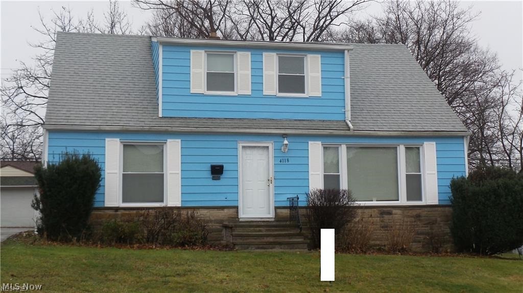 4118 Stonehaven Road Cleveland, OH 44121 - Photo 3 of 29