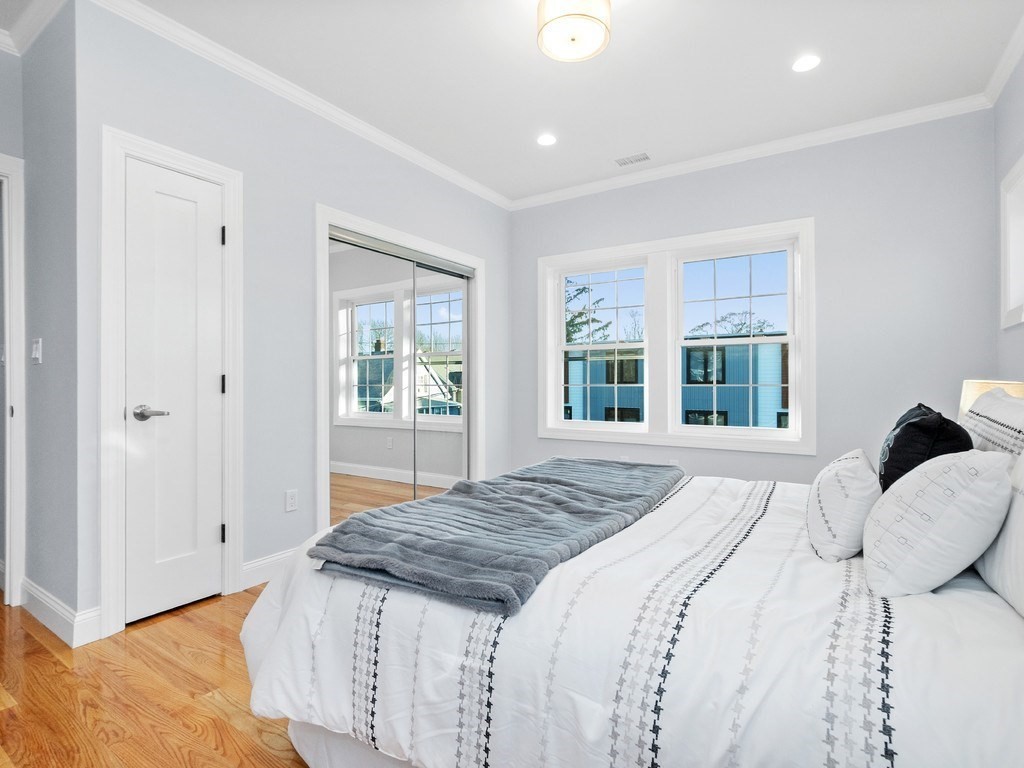24 Tolman Street, Unit 2 Waltham, MA 02453 - Photo 14 of 33