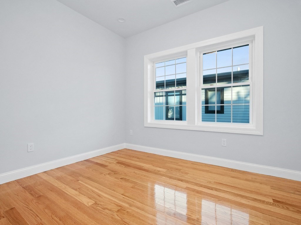 24 Tolman Street, Unit 2 Waltham, MA 02453 - Photo 17 of 33