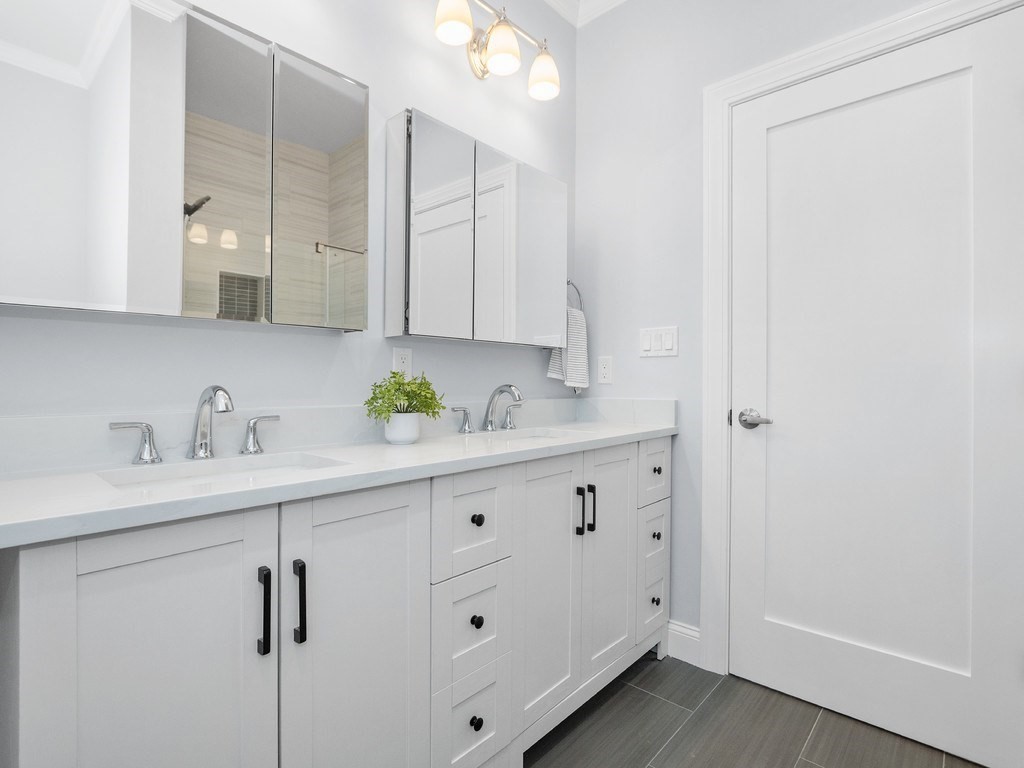 24 Tolman Street, Unit 2 Waltham, MA 02453 - Photo 22 of 33