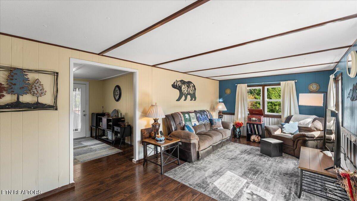 1501 Dockery Hollow Road Sevierville, TN 37876 - Photo 4 of 35 04-Living Room
