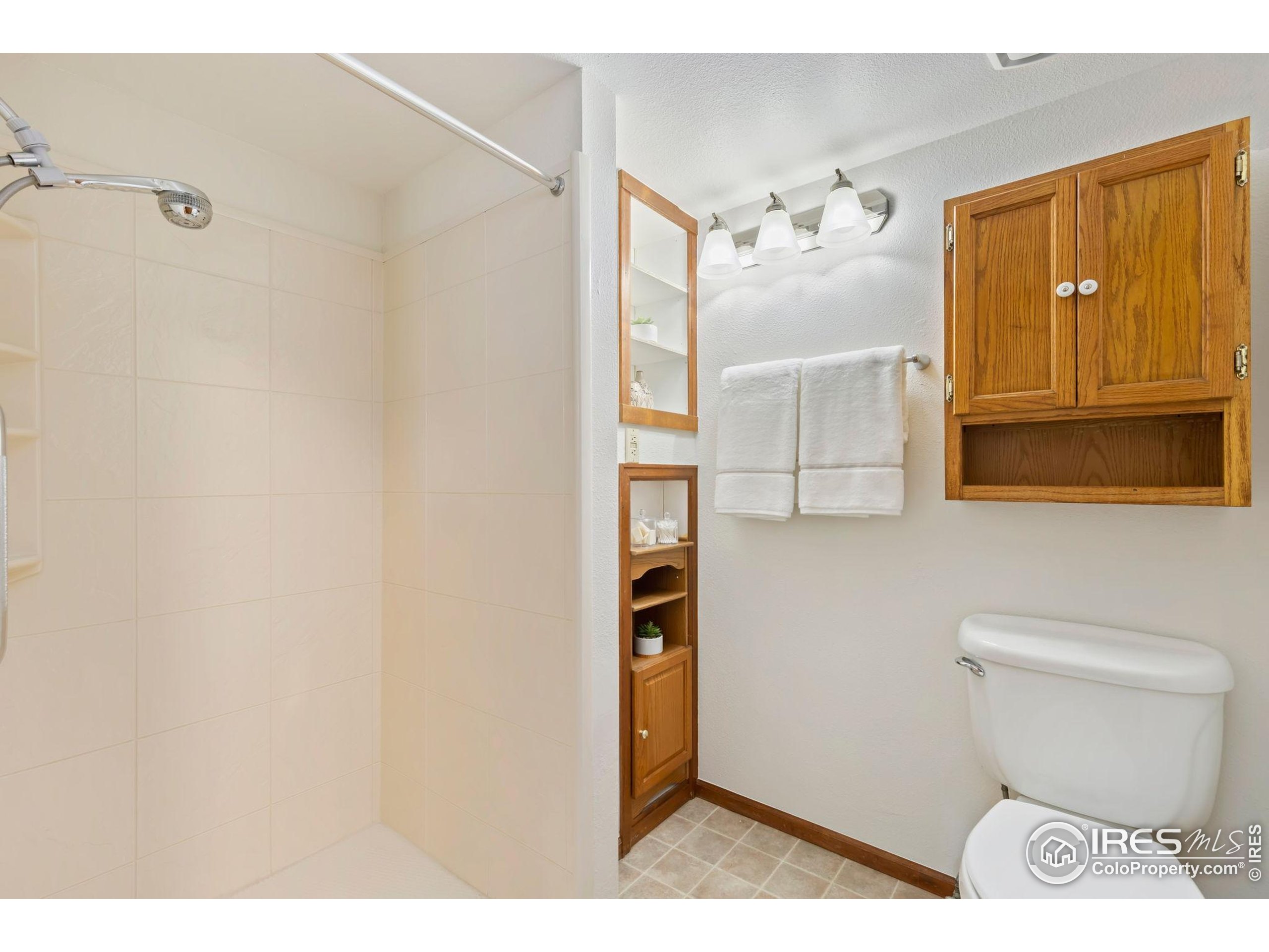 2014 Red Cloud Road Longmont, CO 80504 - Photo 13 of 30