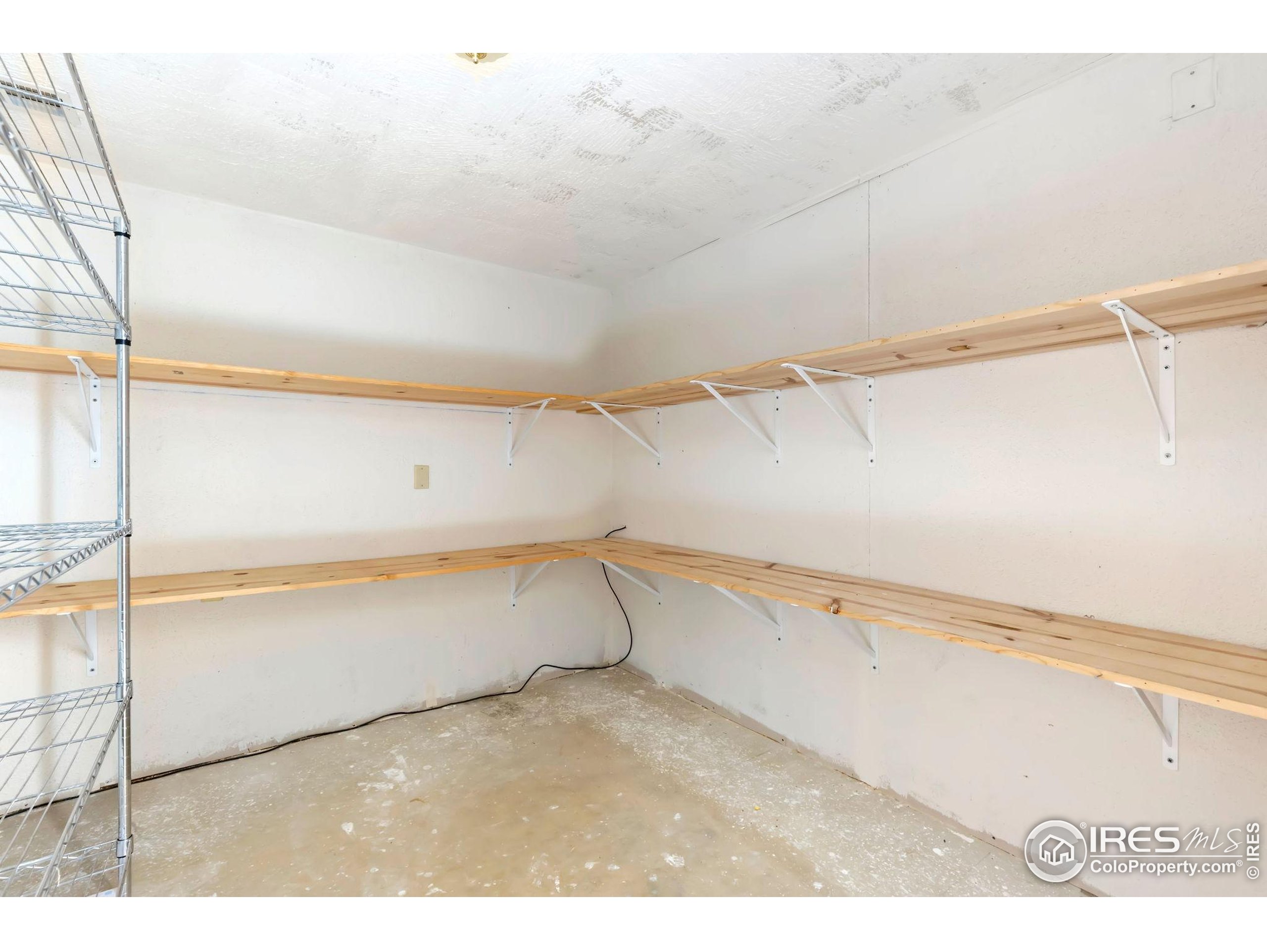 2014 Red Cloud Road Longmont, CO 80504 - Photo 26 of 30