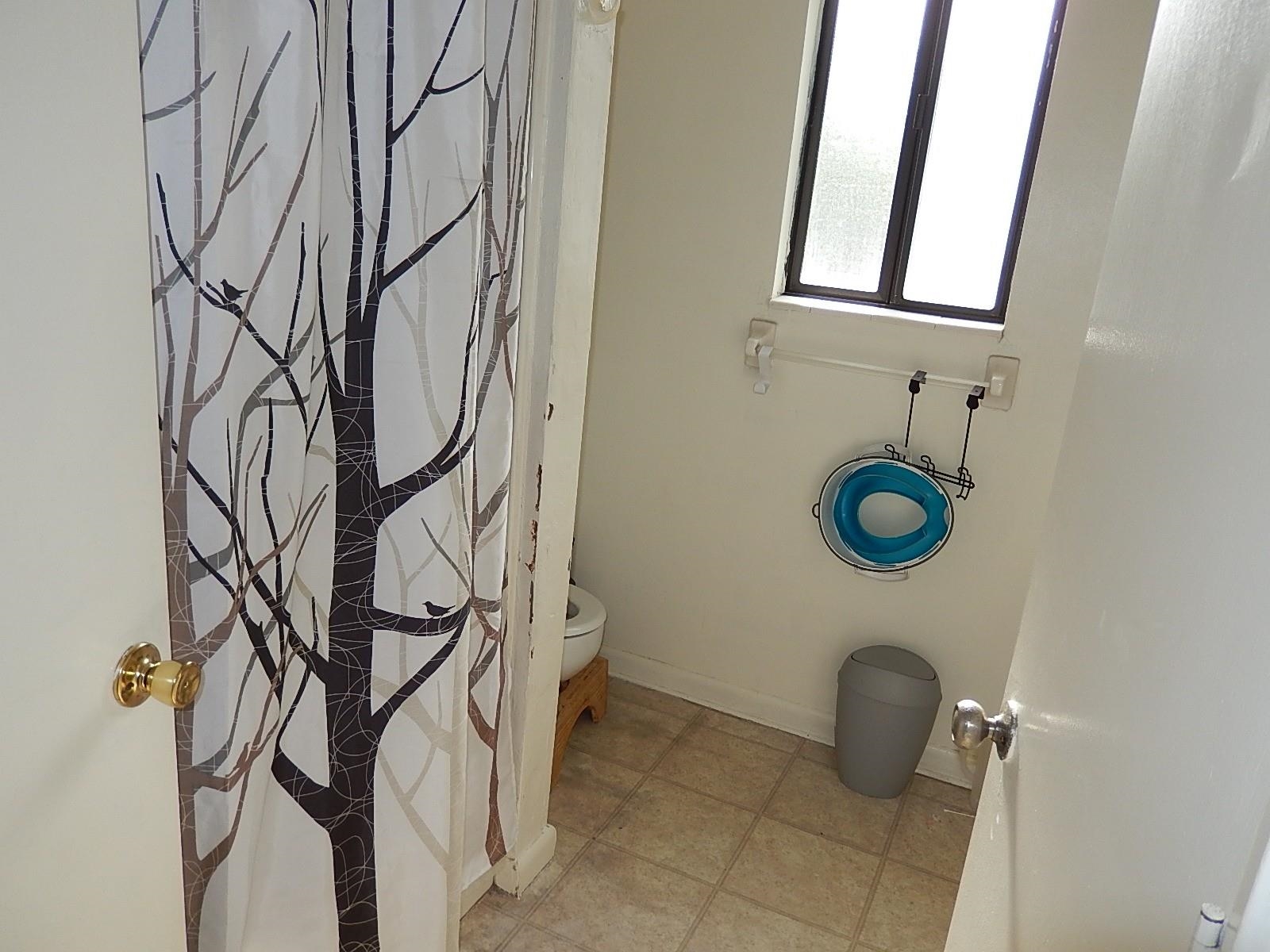 303 South Lipona Road, Unit 104 Tallahassee, FL 32304 - Photo 7 of 12