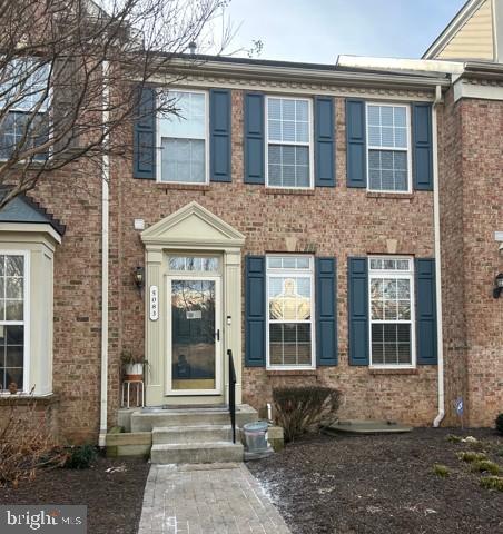 Welcome to 5083 Cameo Terrace!