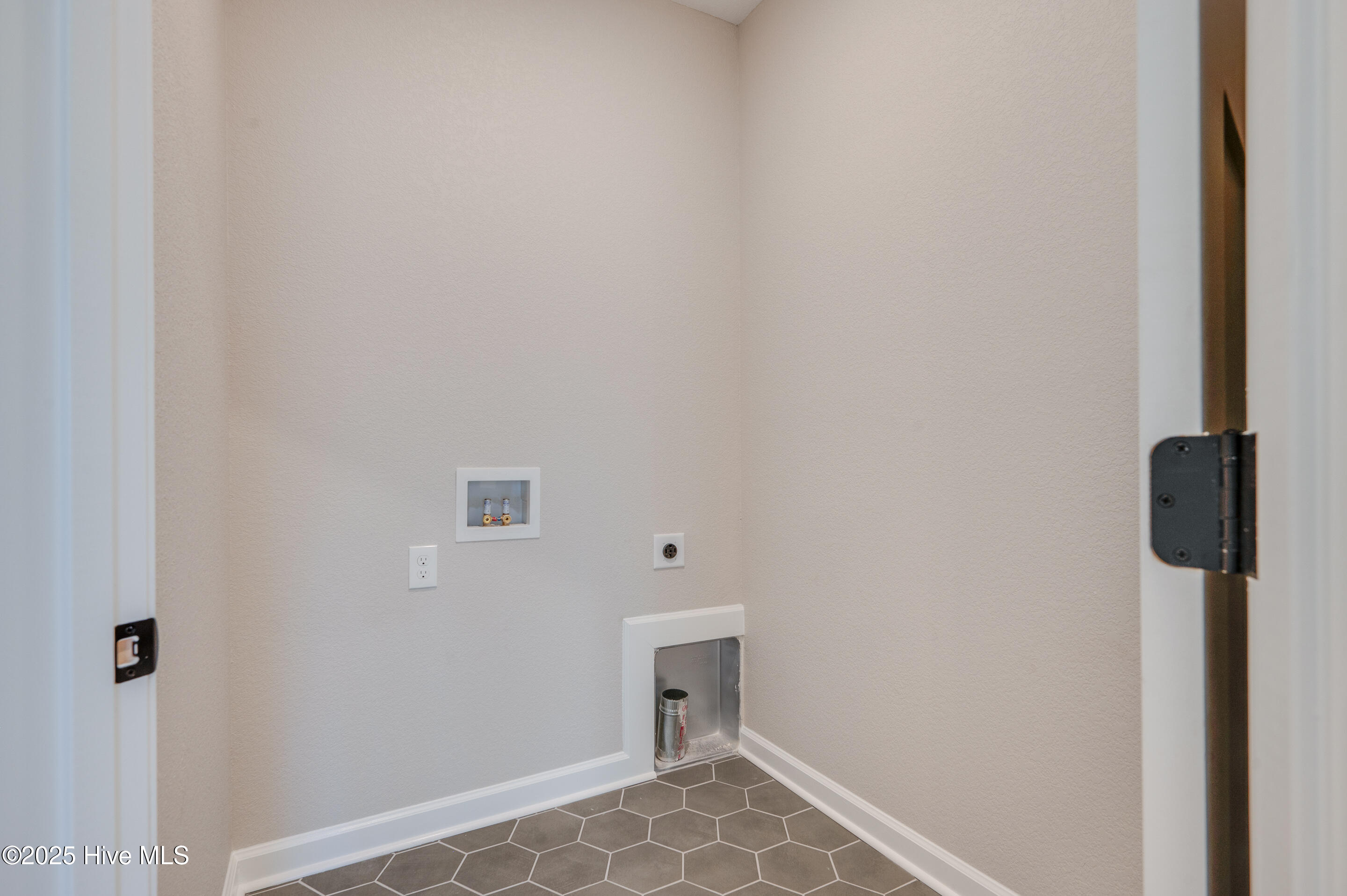 120 Rowland Creek Road Moyock, NC 27958 - Photo 20 of 25 600_Ambrose_St-30