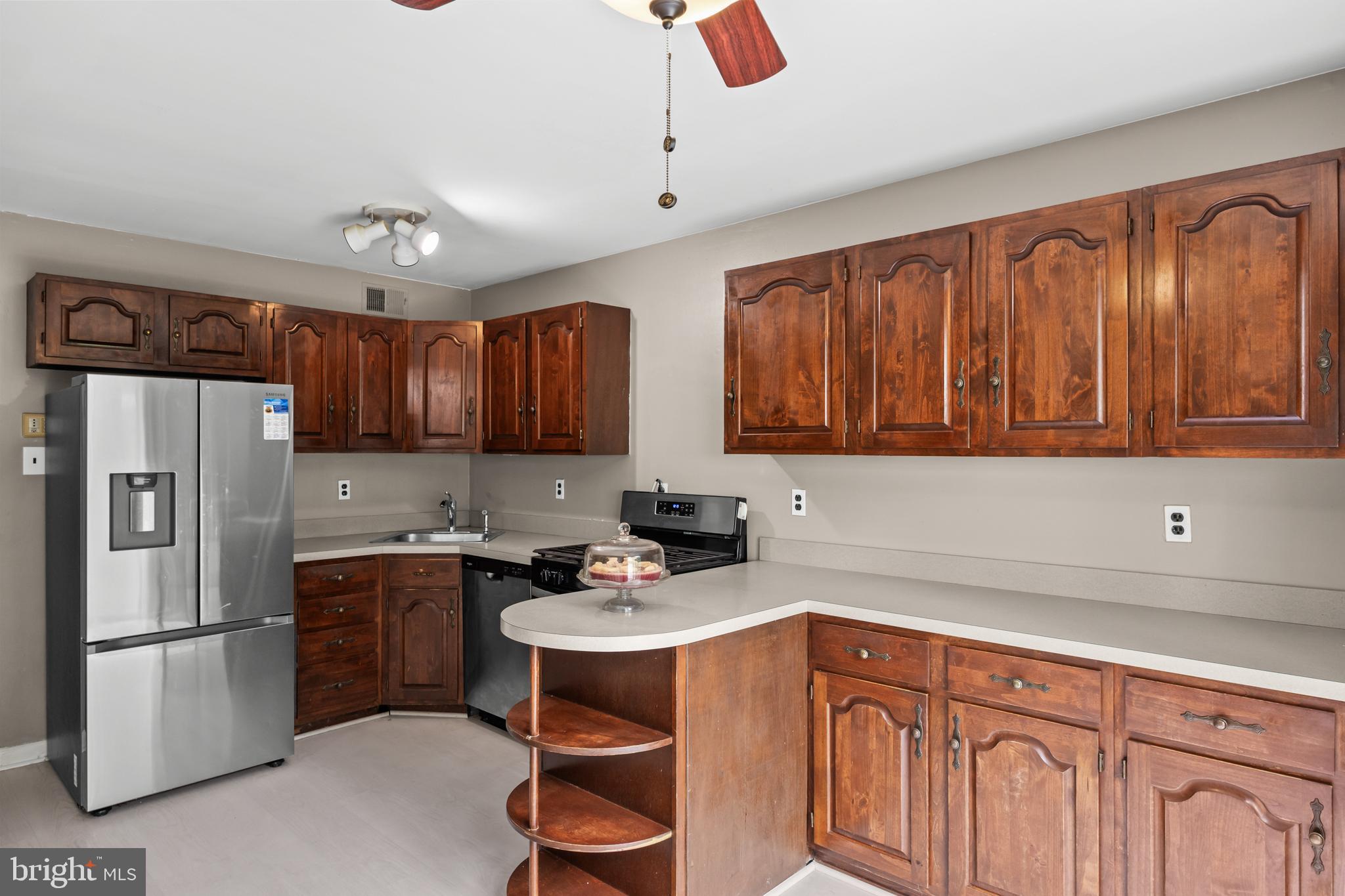 39 New Freedom Road Berlin, NJ 08009 - Photo 9 of 35 Kitchen