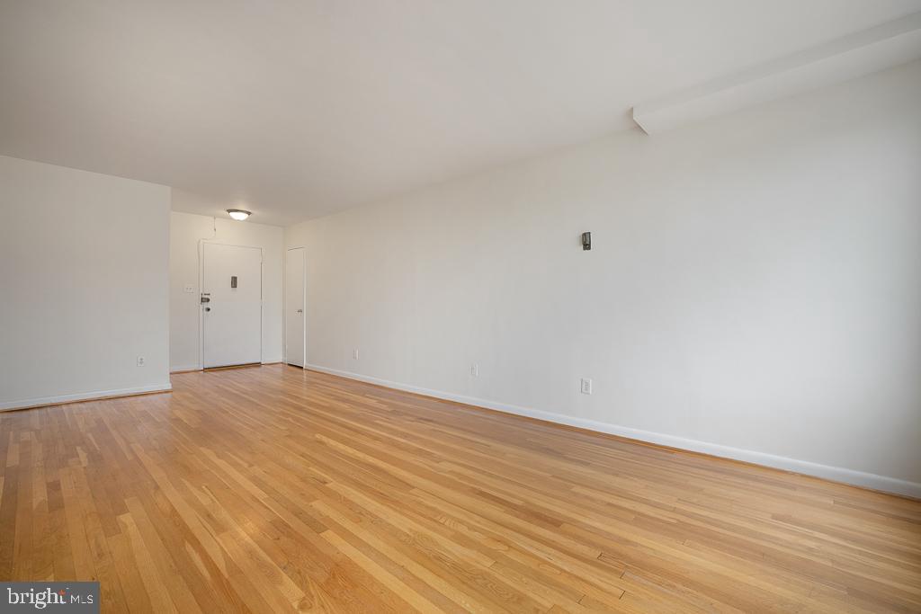 305 C Street Northeast, Unit 302 Washington, DC 20002 - Photo 18 of 26