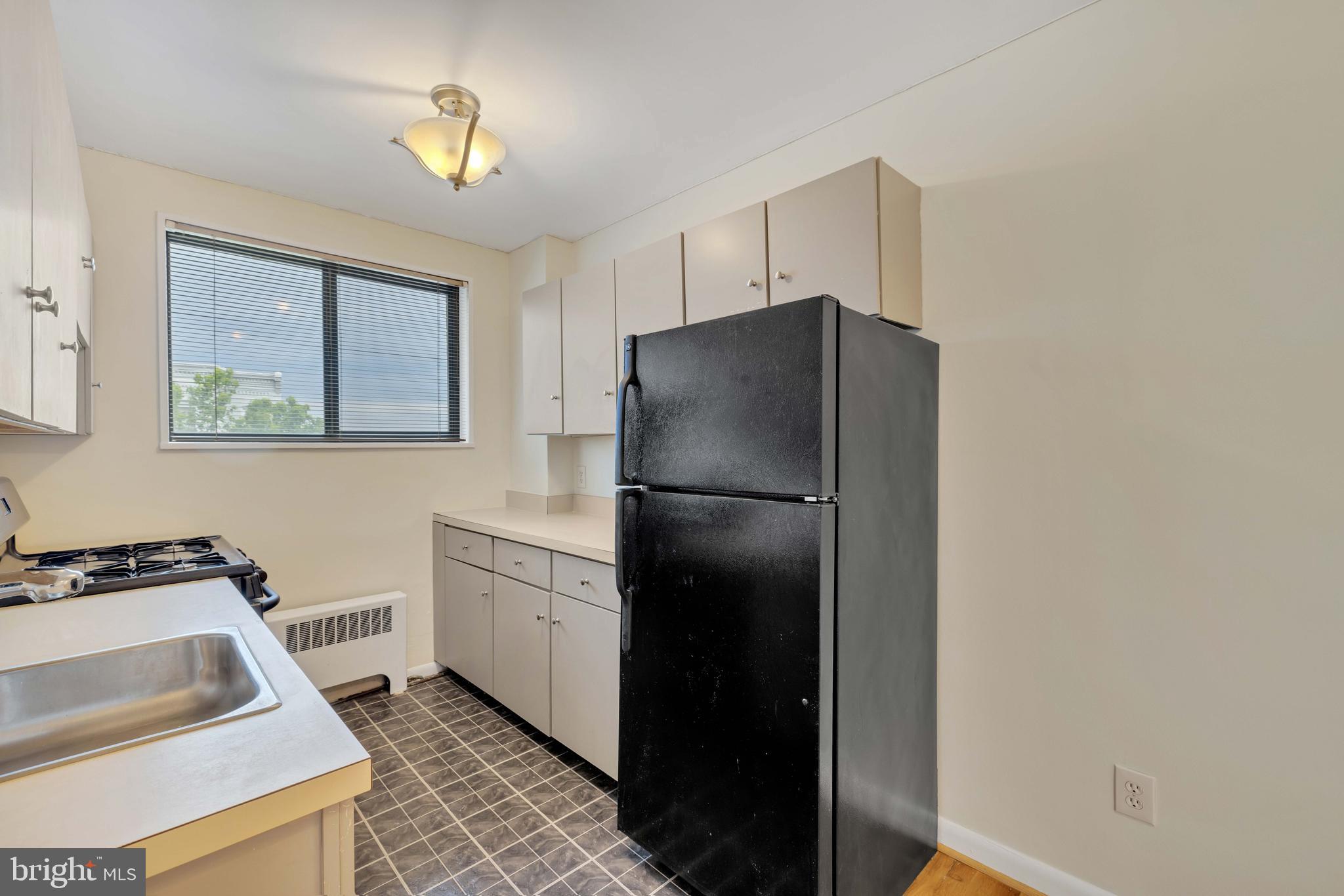 305 C Street Northeast, Unit 302 Washington, DC 20002 - Photo 22 of 26