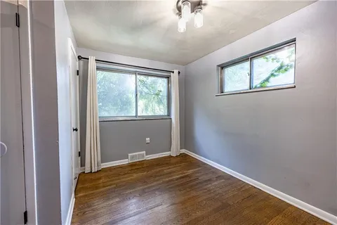 $350,000 | 118 Washington Road, Pittsburgh, PA 15221