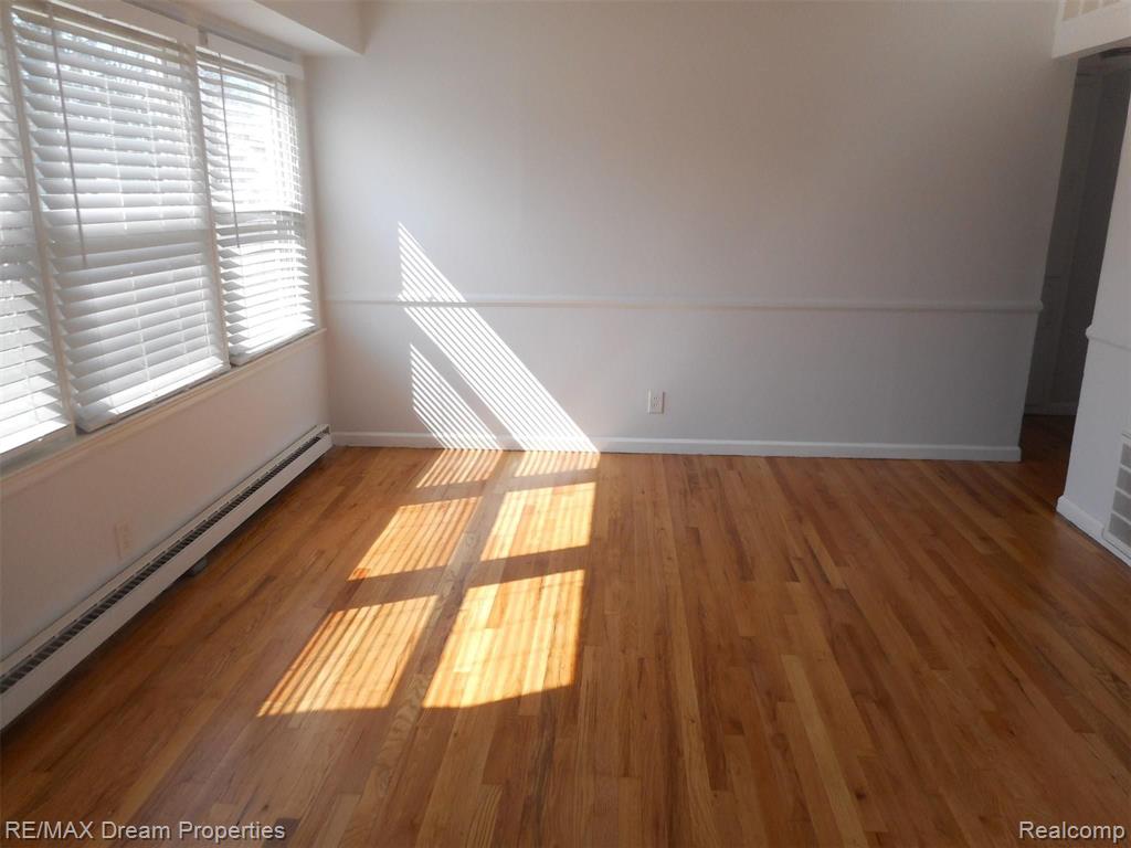 3610 Normandy Road Royal Oak, MI 48073 - Photo 4 of 28