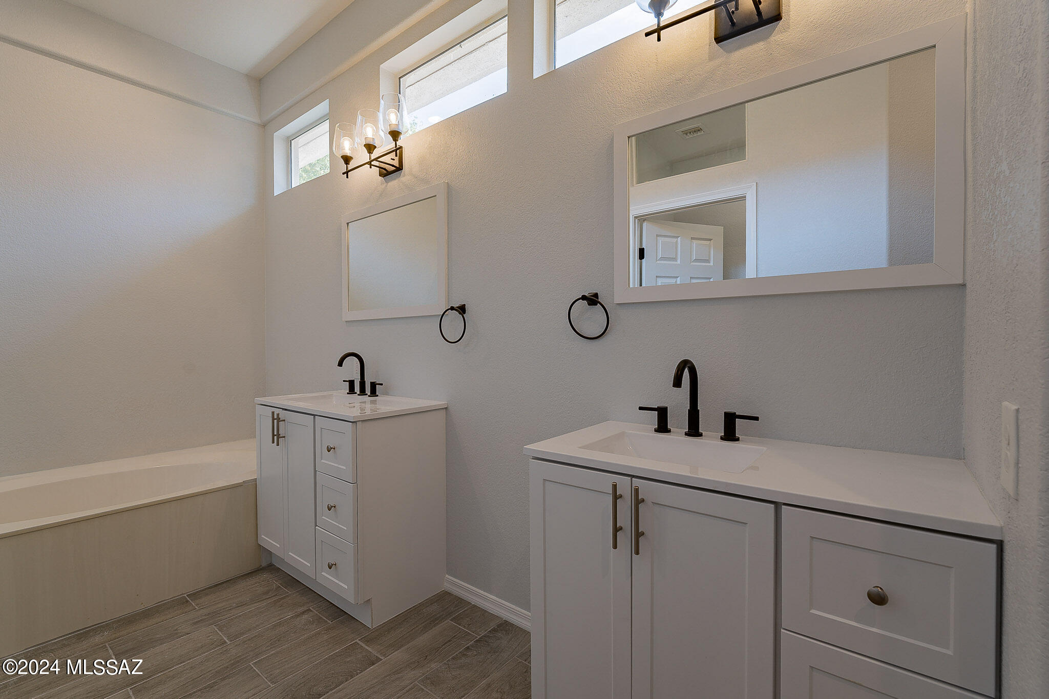 1795 East Lone Rider Way Oro Valley, AZ 85755 - Photo 21 of 34