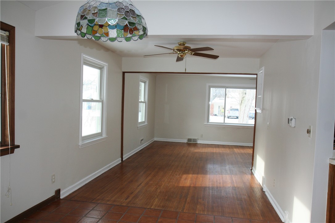 120 Sydenham Road Irondequoit, NY 14609 - Photo 9 of 41