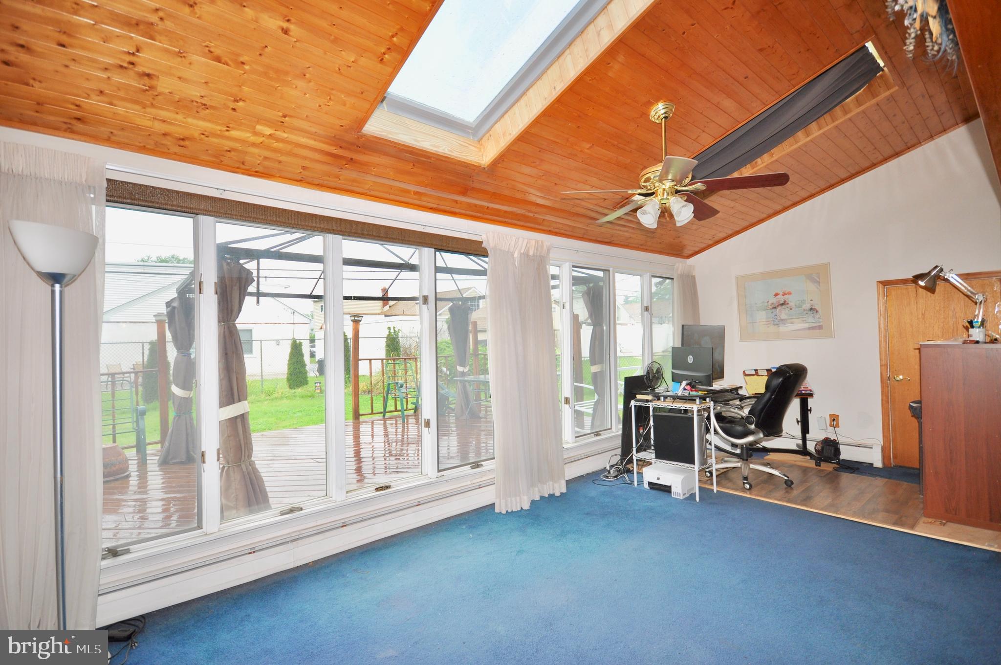 9222 Treaty Road Philadelphia, PA 19114 - Photo 14 of 43 Floor to ceiling windows in Family/Florida room