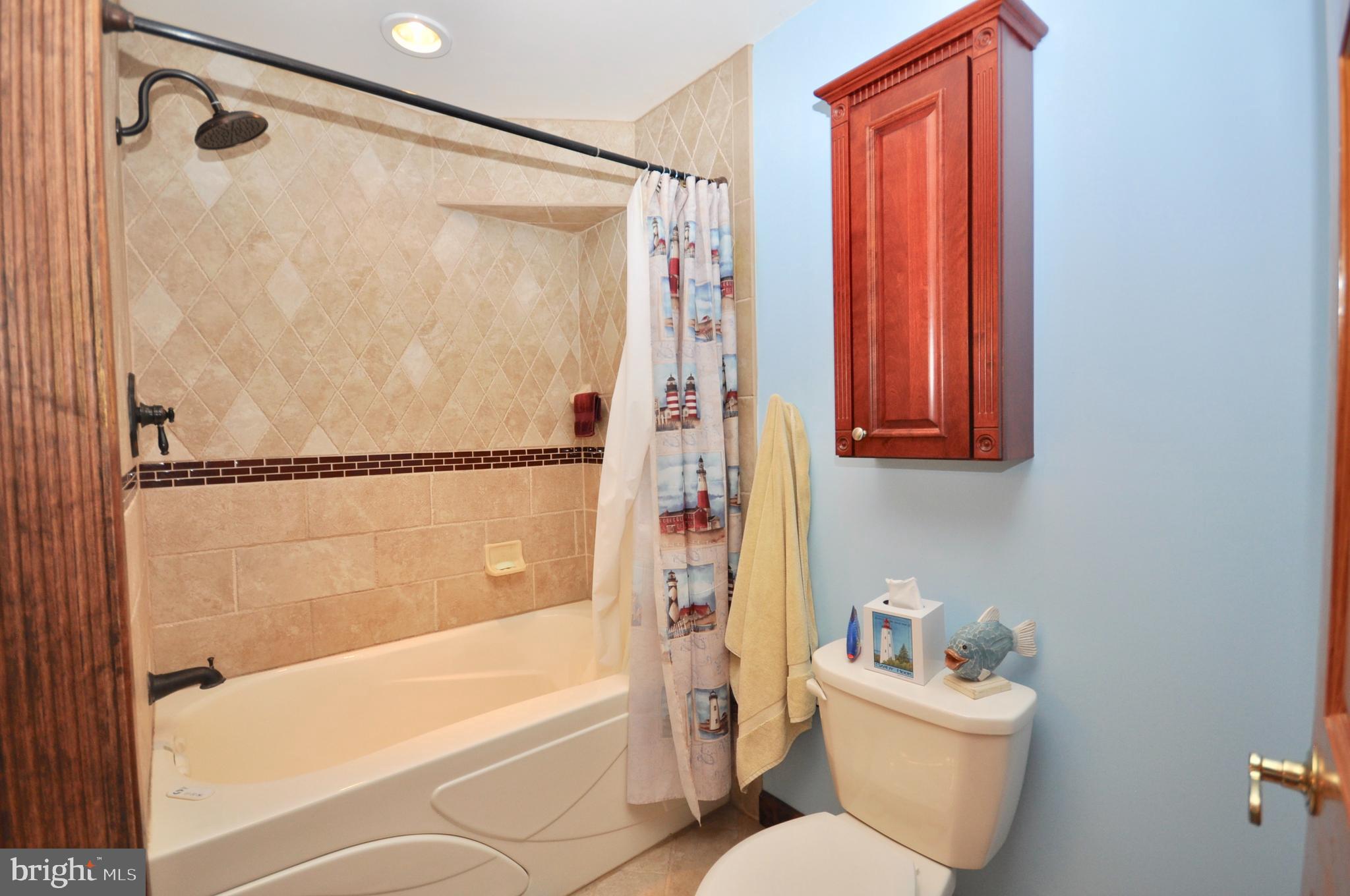 9222 Treaty Road Philadelphia, PA 19114 - Photo 18 of 43 Gallery Image 18
