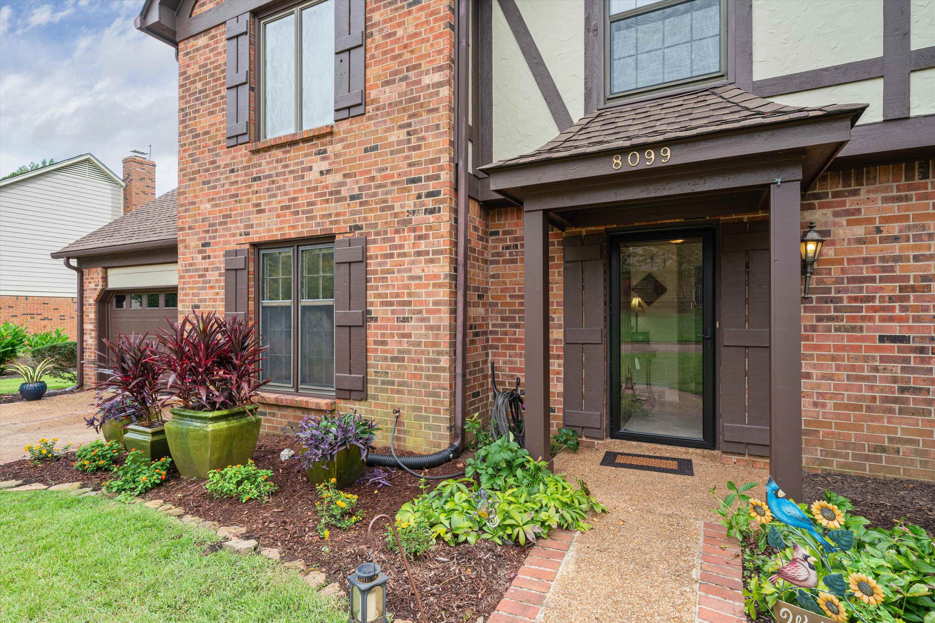 8099 Ridgetown Lane Germantown, TN 38138 - Photo 3 of 33 Gallery Image 3